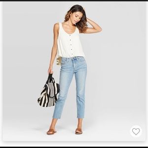 High Rise Cropped Straight Jeans- Light Wash